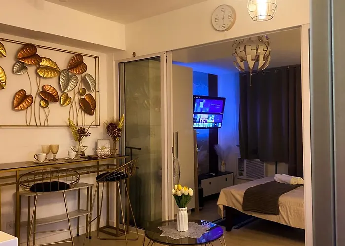 Apartamento Hiraya Vacation At Azure Urban Manila
