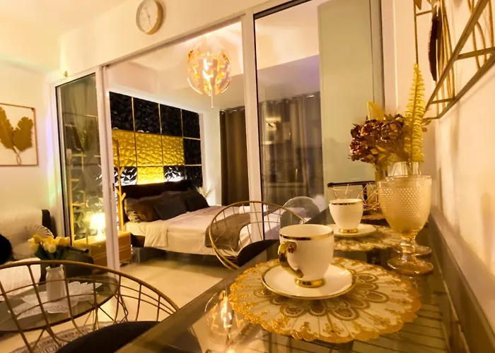 Apartamento Hiraya Vacation At Azure Urban Manila